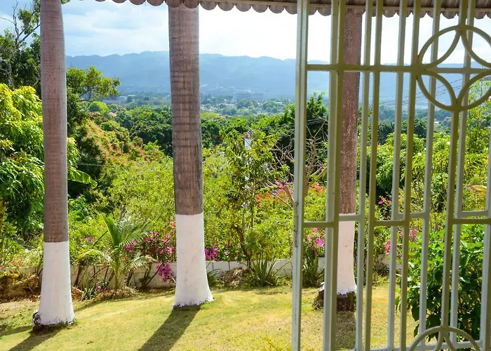 Three Palm Villa