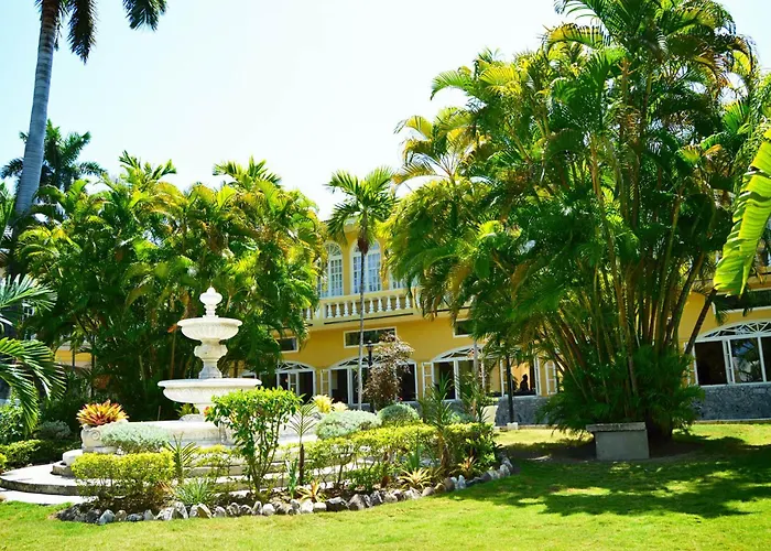 Seagarden Beach Resort